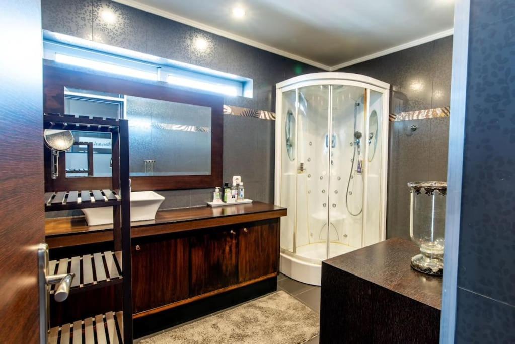 Luxury Loft By Boy Patras Exterior foto